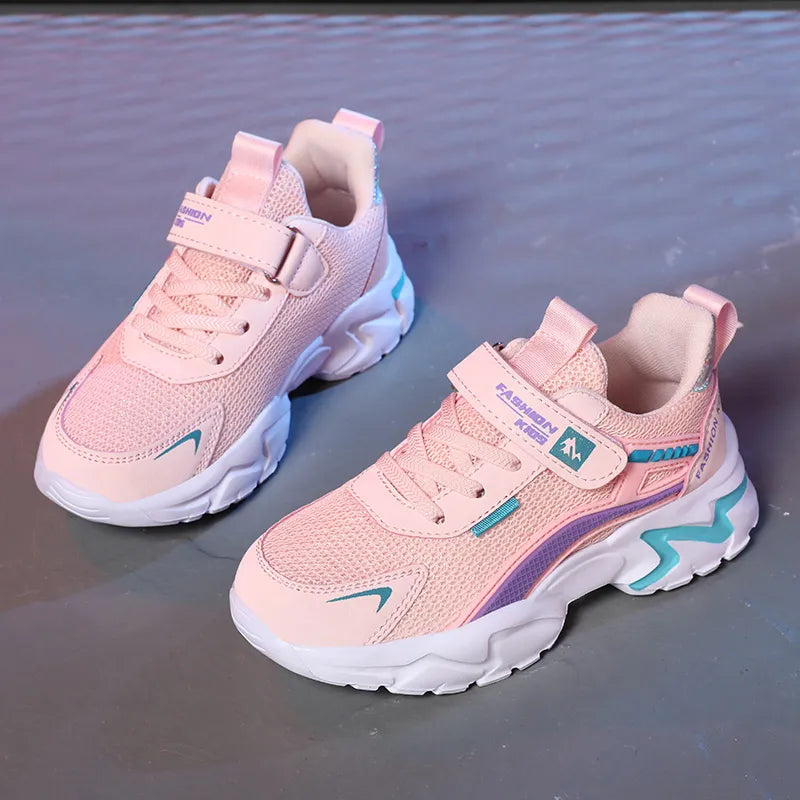 Pink kids' mesh sneakers for casual wear in summer. Suitable for boys and girls, providing breathable comfort for walking and sports