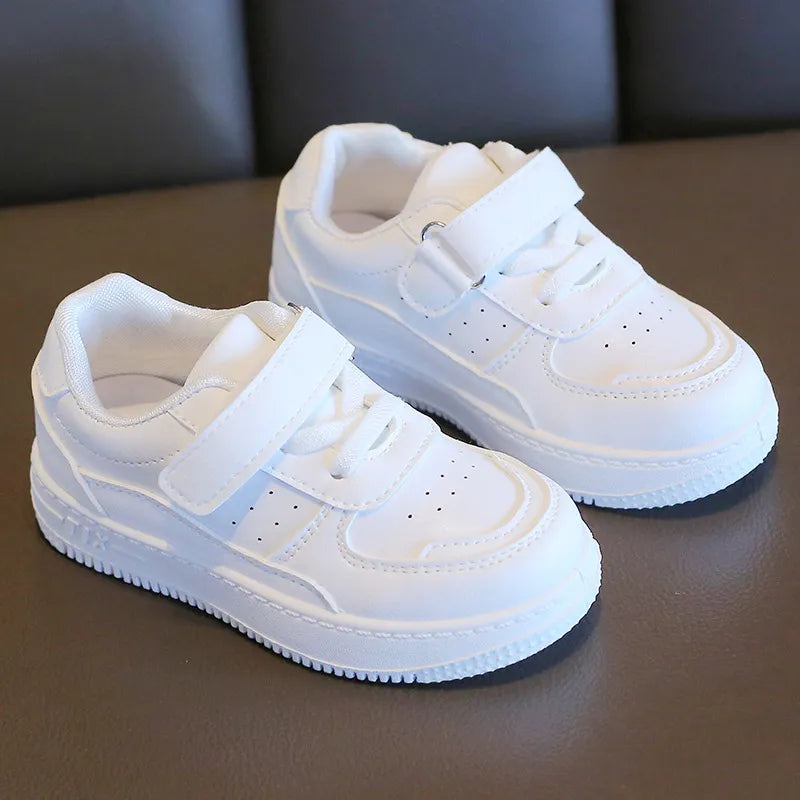 Popular spring and autumn casual running shoes for kids, featuring anti-slip soft soles. White design suitable for boys and girls. Hot selling item