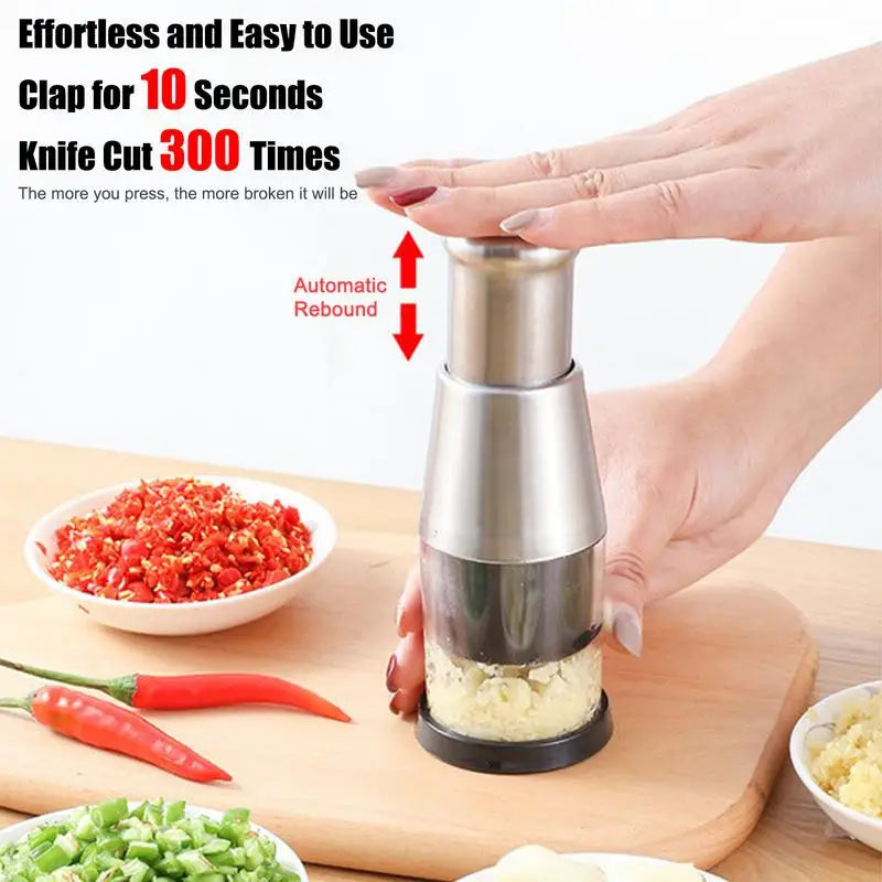 Compact Handheld Garlic Chopper: A convenient kitchen accessory for slicing and crushing garlic and vegetables