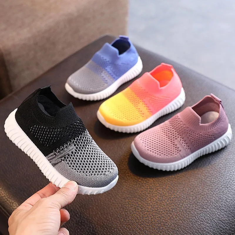 Kids' mesh sneakers with anti-slip soles, ideal for running and walking