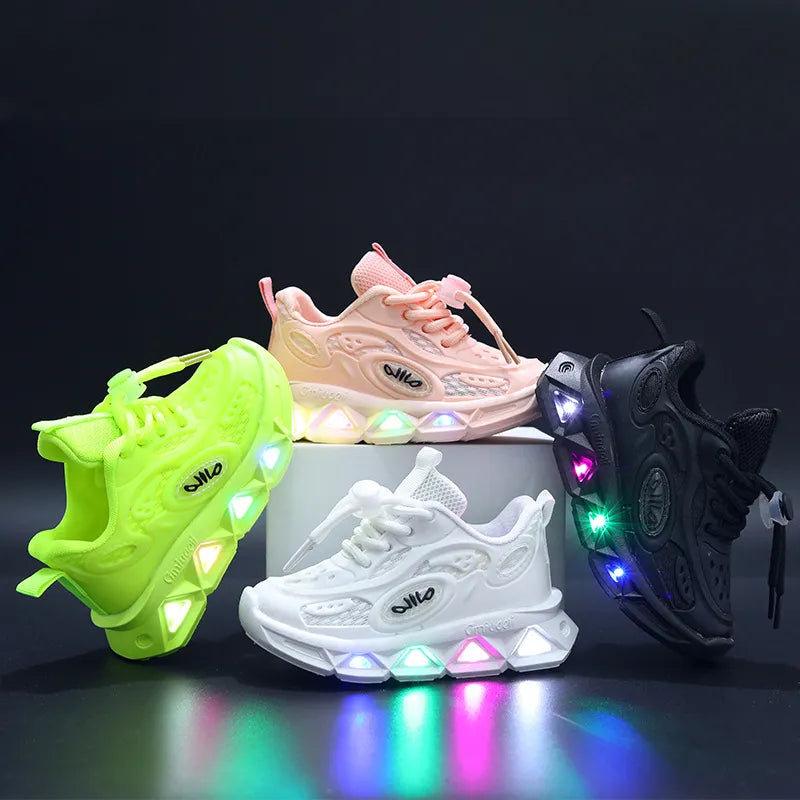 New for Spring/Autumn 2023: Light-Up Clunky Sneakers for Boys and Girls. Soft-soled baby shoes in small and medium sizes