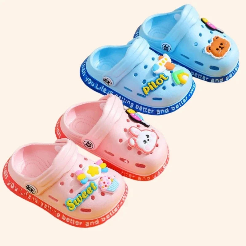 Children's summer sandals with anti-skid soles and DIY cartoon designs, perfect for sandy beaches