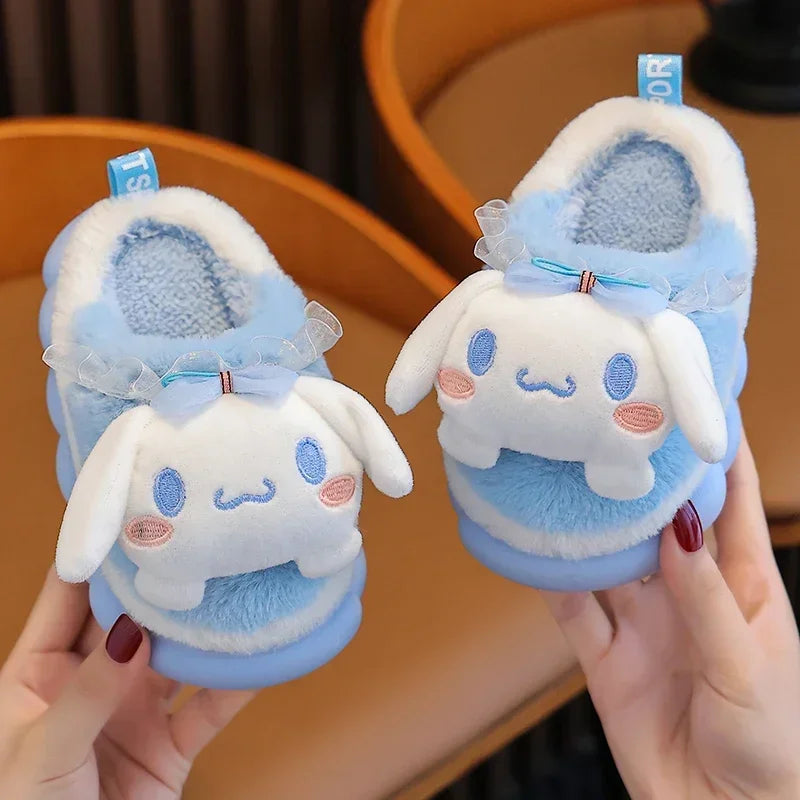 Winter cartoon plush slippers for kids, non-slip with soft sole. Cute design. Ideal for indoor use