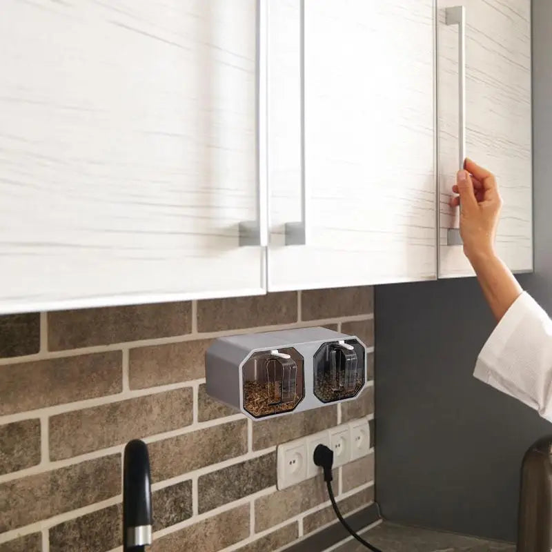 Self-adhesive wall spice rack made of strong, food-grade PP material. Visible design with curtain rod holder and cup sucker for kitchen use