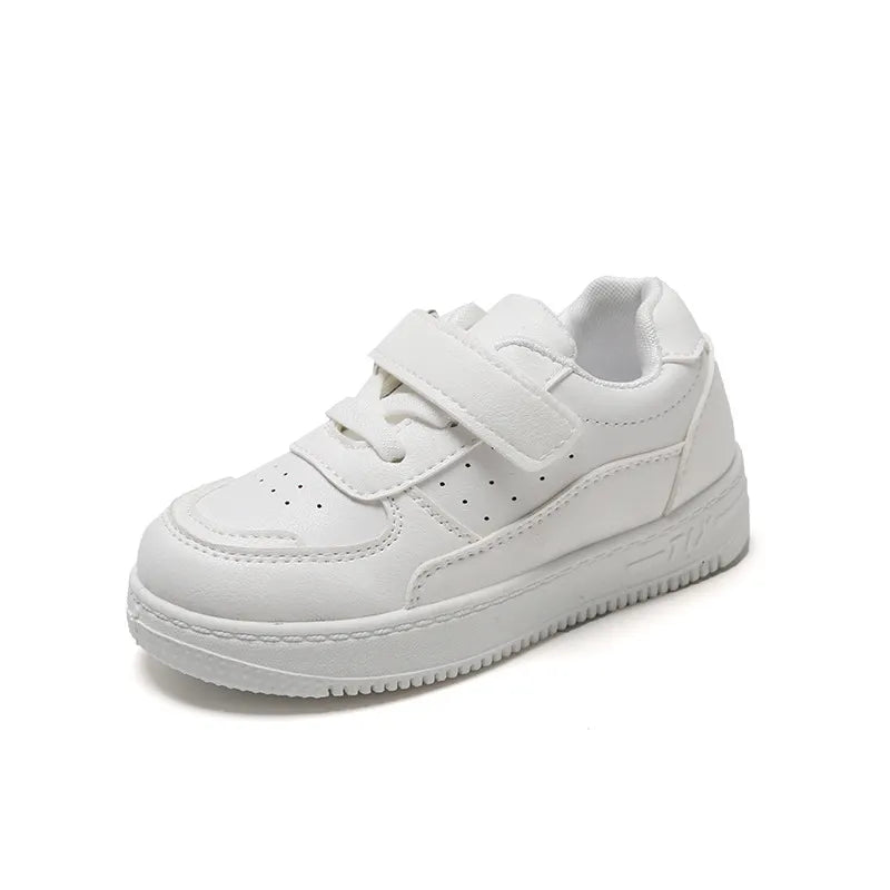 New spring/autumn tennis sneakers for kids. Soft leather casual board shoes for boys and girls