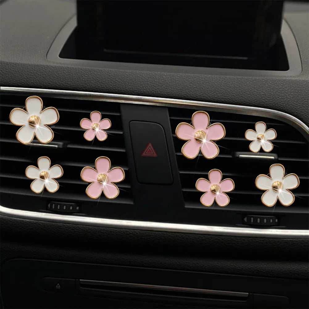 4Pcs/Set Car Outlet Vent Perfume Clips Car Air Freshener Conditioning Aromatherapy Small Daisy Interior Decoration Accessories