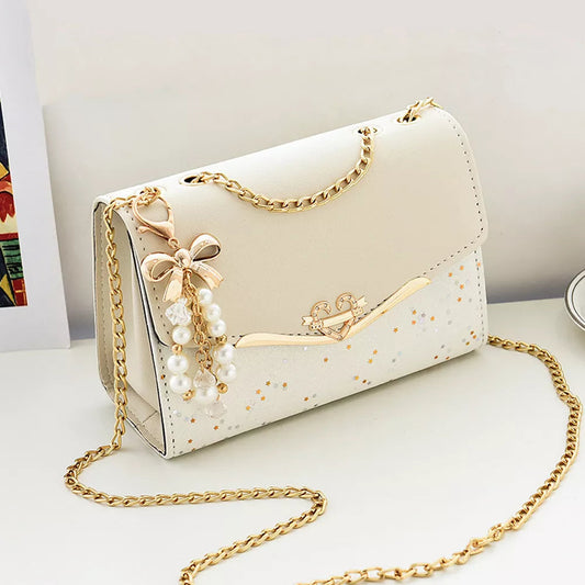 Sleek Rhinestone Handbag for Women - Sparkling Diamond Shoulder Bag, Ideal for Crossbody or Clutch Style.