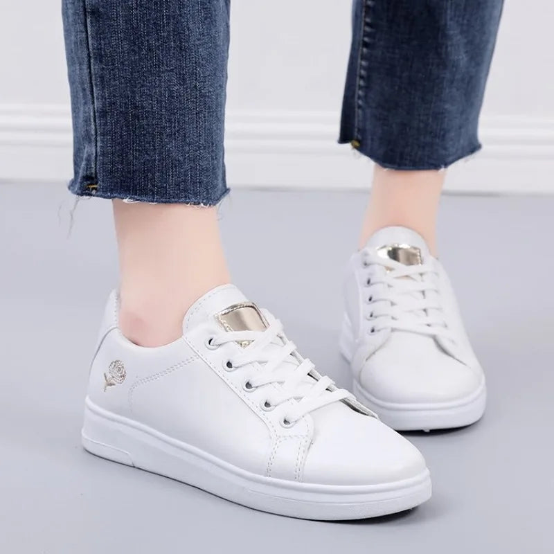 Women's White Leather Casual Shoes, Autumn 2024, Thick Sole, Rose Embroidery, Student Style