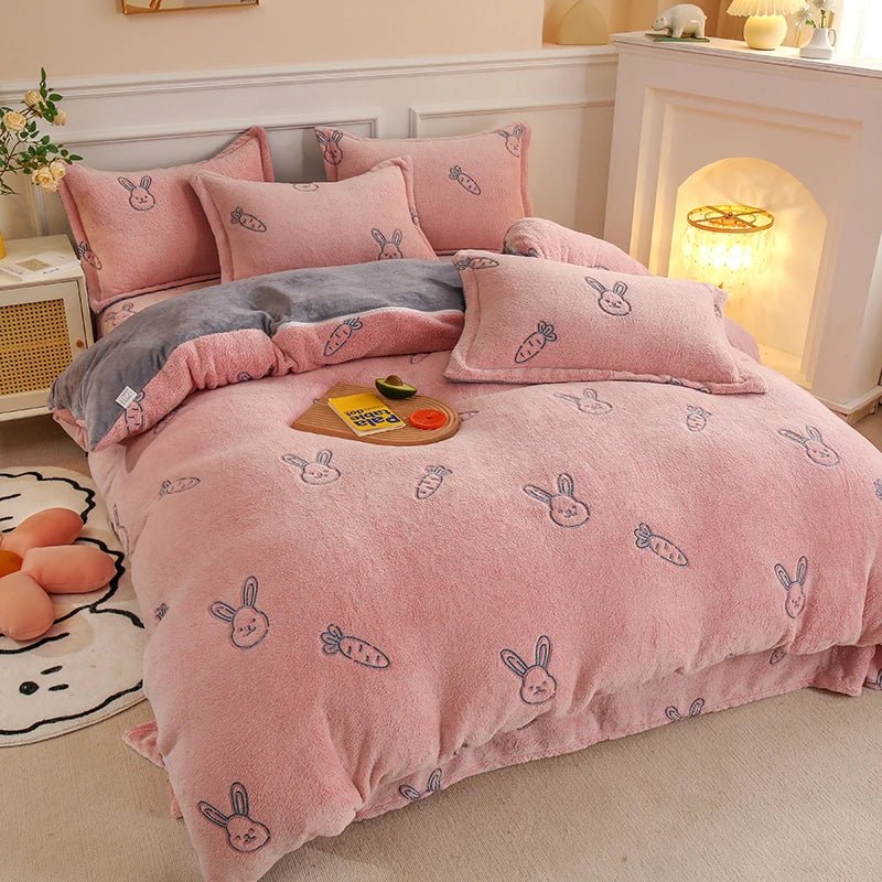 Thick Fleece Warm Flannel Coral Winter Duvet Cover, Double-Sided Velvet Bedding Set, Available in Single, Double, Queen, and King Sizes, Quilt Cover - Etawia Products